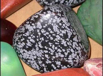 What Is Snowflake Obsidian?