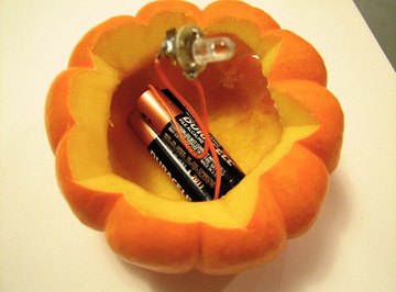 Alkaline batteries can even light a pumpkin!