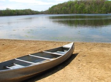 How to Make a Canoe for a School Project
