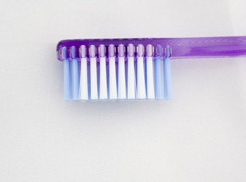 The best kind of toothbrush to use for a Bristlebot - flat and even