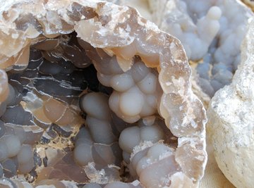 Microcrystalline quartz, or chalcedony, often occurs in geodes.