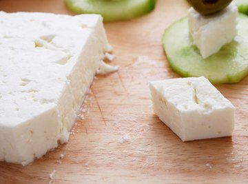 Gypsum powder used to make tofu.