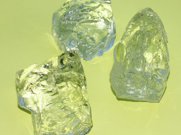 Telling a Herkimer diamond from ordinary quartz can be a rocky process.