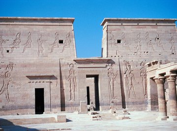 Monumental stone architecture was reserved only for Egyptian royalty.