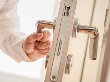 How Doorknobs Work as a Simple Machine