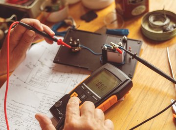 What Are the Applications of a Multimeter?
