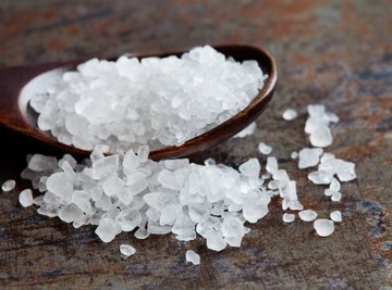 How to Dissolve Rock Salt