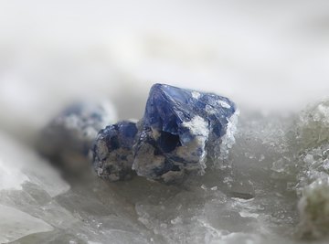 Calcite Bleue  Univers Minéral®