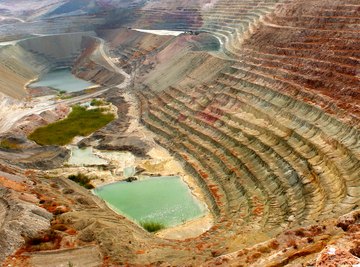 The Advantages of Open Pit Mining
