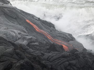 Hawaii's Kilauea volcano is an example of an inter-oceanic hotspot volcano.