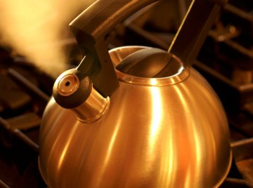 A teapot is an example of convection heat transfer in both a fluid and a gas system.