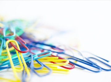 Choose a pack of paper clips containing at least five different colors.