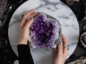 How Are Amethyst Geodes Formed