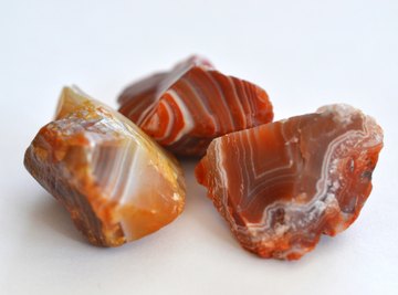 How to Recognize Rough Agate
