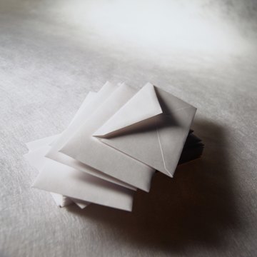 Money is given in white envelopes at Chinese funerals.