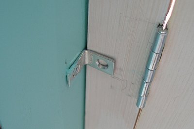The hinges let you fold down the counter for storage.