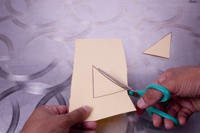 How to Make Elf Ears Out of Paper (with Pictures) | eHow