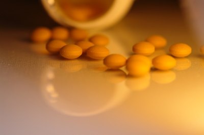 vitamins image by Horticulture from Fotolia.com Don't give your Manx vitamin supplements without your vet's approval.