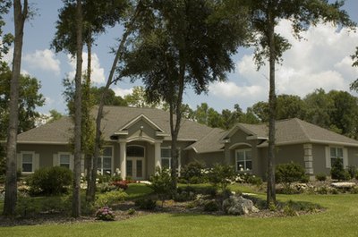 home 2 image by Stacey Lynn Payne from Fotolia.com Be prepared for a long wait when pursuing a short sale.