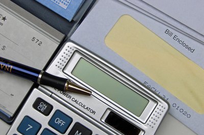 Paying Bills image by ne_fall_photos from Fotolia.com Plenty of resources exist to make household budgeting easier.