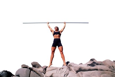 Thinkstock Images/Comstock/Getty Images Cycle your bodybuilding workouts for the best physique.