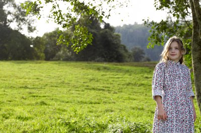 Lucas Allen/Lifesize/Getty Images Purchasing a tract of land can challenging.
