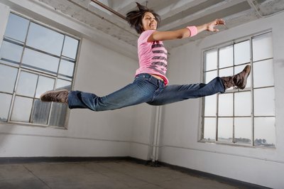 Jupiterimages/Brand X Pictures/Getty Images Long, flexible hip flexors give you more freedom.