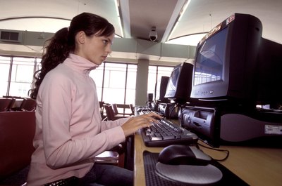 Pixland/Pixland/Getty Images Online training is a great way to prepare for a career in hotel management.