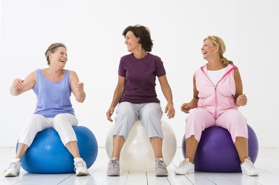 Jupiterimages/Pixland/Getty Images Work the core of a balanced fitness plan.