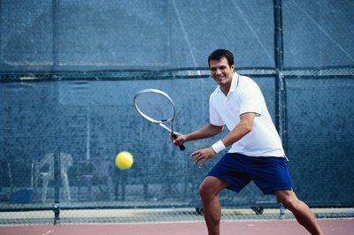 Stockbyte/Stockbyte/Getty Images Windscreens help with ball visibility.
