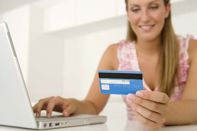 Jupiterimages/BananaStock/Getty Images Frequent payments give you control over your balance.
