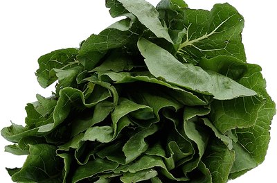 Zedcor Wholly Owned/PhotoObjects.net/Getty Images Spinach has a number of health benefits.
