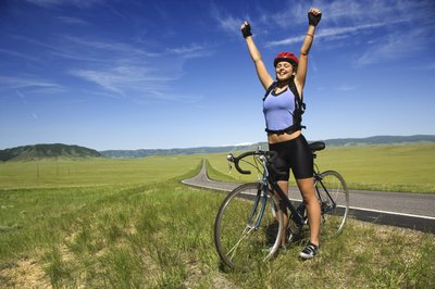 Thinkstock Images/Comstock/Getty Images Look and feel your best with cycling's fat-burning, muscle-building benefits.