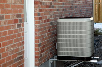 Jupiterimages/Photos.com/Getty Images Heat pumps are more cost-effective than many old furnace systems.