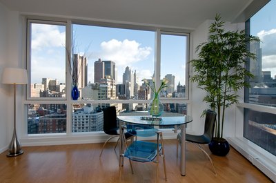 Jupiterimages/Photos.com/Getty Images Renting out vacant units for weekend conventions provides regular income for apartment owners.