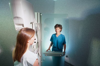 Stockbyte/Stockbyte/Getty Images Radiology assistants are trained imaging technicians, but posses additional diagnostic training.