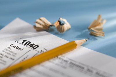 Comstock Images/Comstock/Getty Images The CSRS retirement system provides several benefits at tax time.