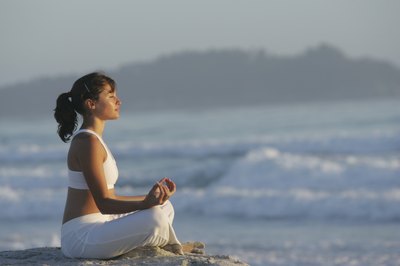 Jupiterimages/Comstock/Getty Images Control your breathing and feel better with deep breathing exercises.