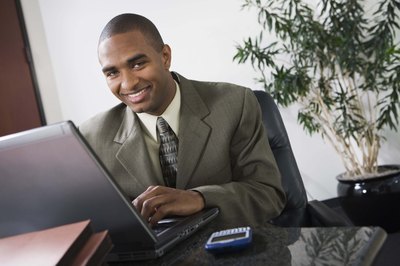 Jupiterimages/Comstock/Getty Images Bond yield calculators can help to compute yield to maturity.