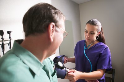 Thinkstock Images/Comstock/Getty Images Medical assistants perform several types of basic math.
