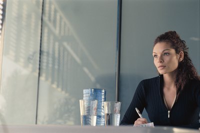 Polka Dot Images/Polka Dot/Getty Images A simple, elegant style will help you project confidence in an interview.