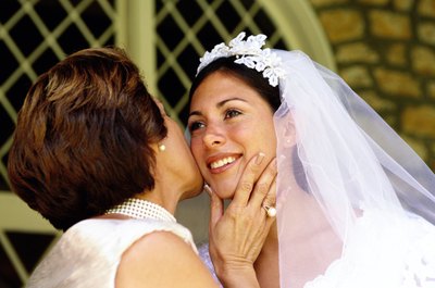 Stockbyte/Stockbyte/Getty Images Who’s the boss? Usually the bride, but don’t forget the bride’s mother.