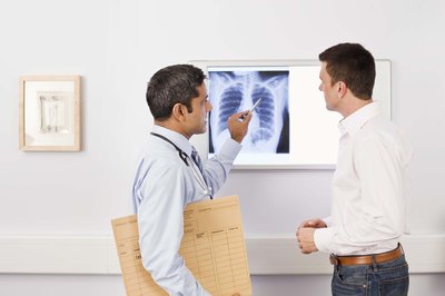 Jupiterimages/Polka Dot/Getty Images More than 25 percent of cardiologists admit that malpractice threats influence their medical decisions.