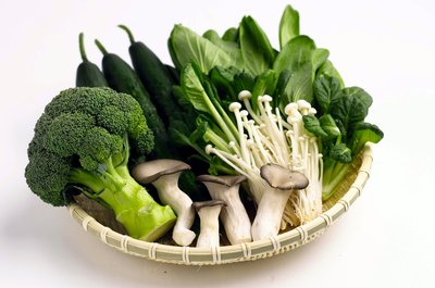 Jupiterimages/Photos.com/Getty Images High-fiber foods can give you gas.