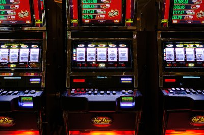 Photos.com/Photos.com/Getty Images Gambling winnings are considered to be unearned income.