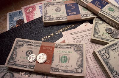 Jupiterimages/Photos.com/Getty Images Lost stock certificates can be replaced.