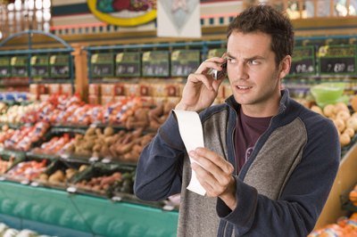 Jupiterimages/Polka Dot/Getty Images Become familiar with the many gluten-free foods and products available at grocery stores.