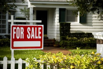 How to Pay Off a Mortgage Balance When Selling Your Home