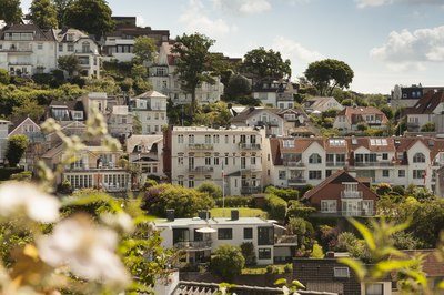 How to Get a Loan for Overseas Property