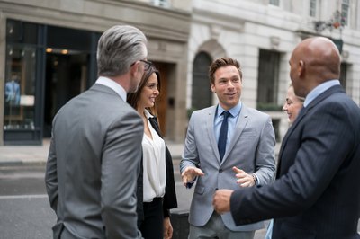 Difference Between Shareholders Vs. Investors
